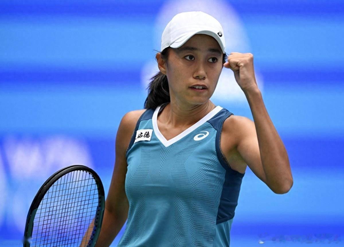 明天澳网赛程罗德拉沃球场8：30凯斯vs奥利尼科娃16点辛纳vs加斯东考特球场：