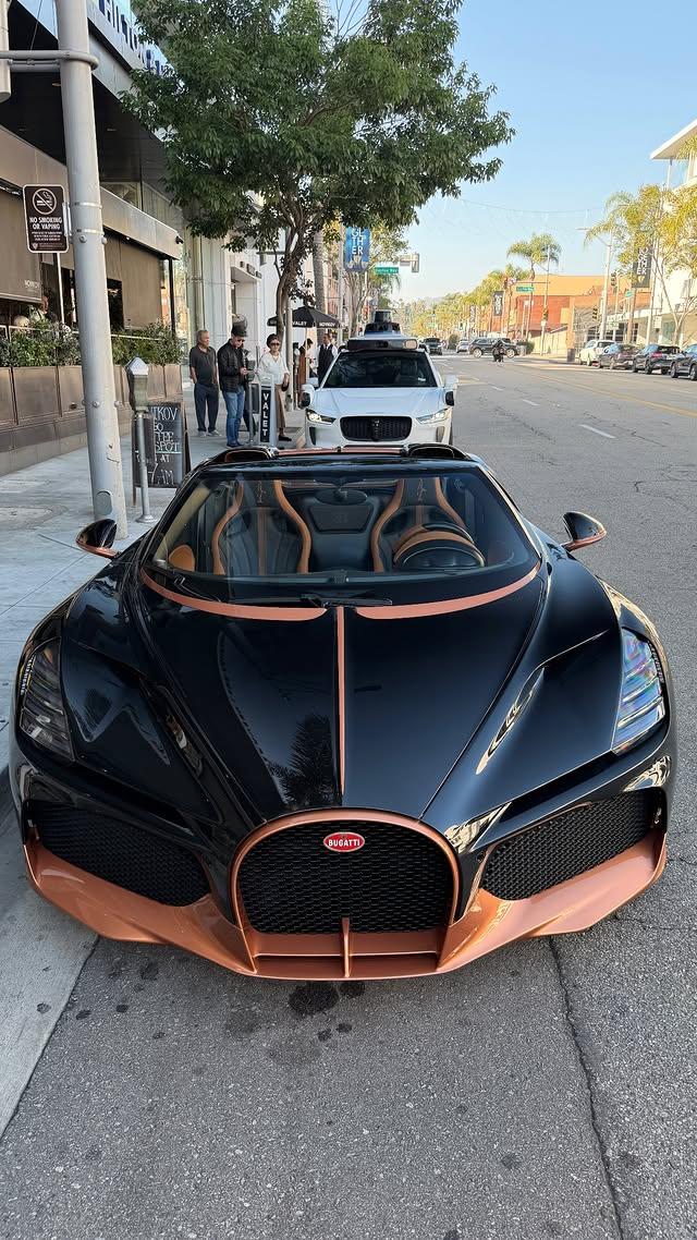 美籍华裔收藏家Andy最新交付Bugatti Mistral