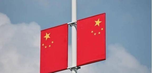 终于明白中国为啥不趁俄乌打仗收复台湾，俄罗斯不倒就是中国最大的战略屏障，这盘大棋