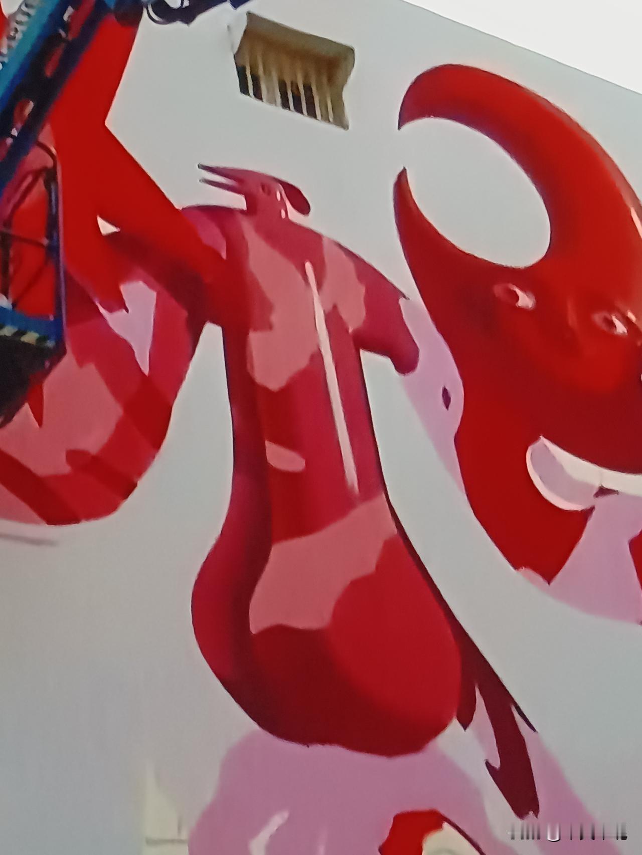 摩洛哥街头艺术节。

摩洛哥人喜爱艺术，他们在公共设施的外墙上，涂画出抽象艺术画