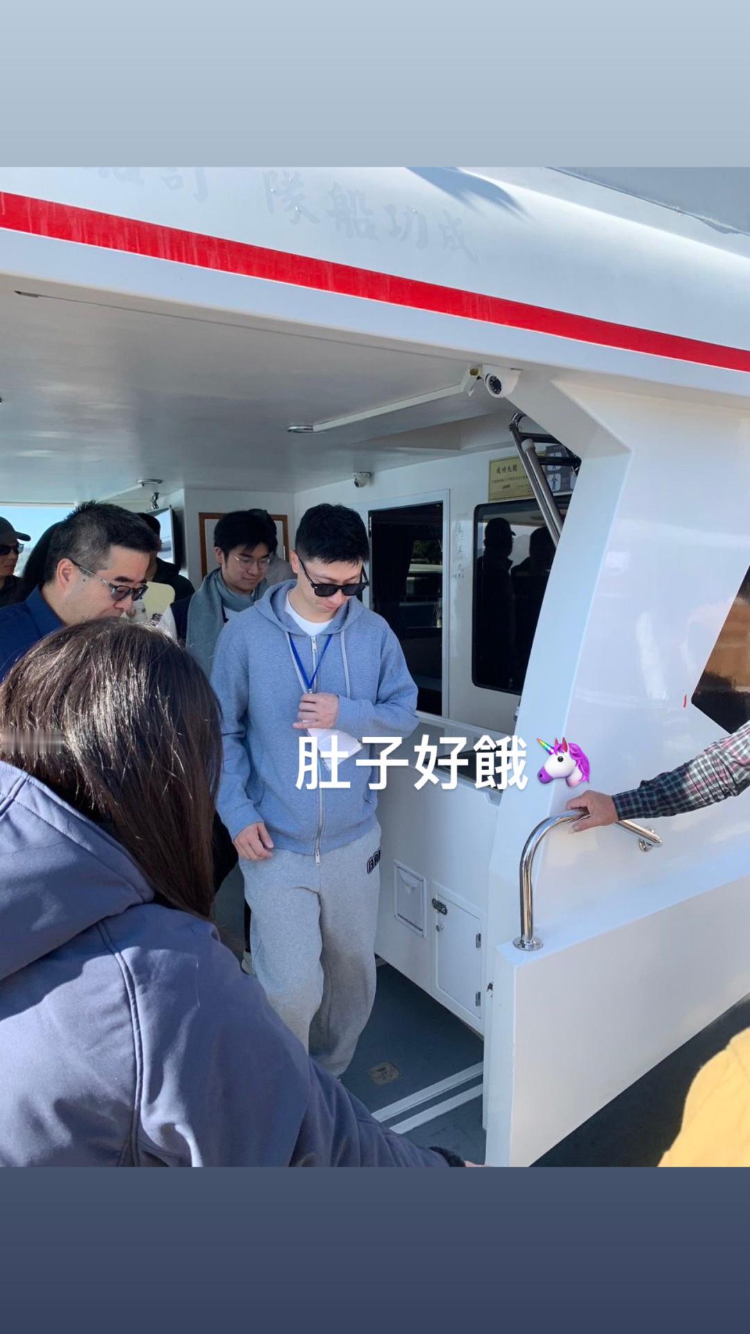 日月潭工作人员[求关注]（肚子好饿） 