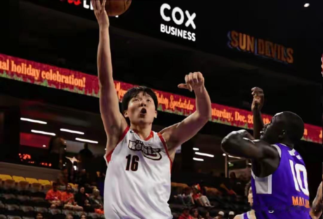 这下没人说杨瀚森是水货了吧！对位首轮10号秀表现稳压对手

杨瀚森被开拓者首轮第