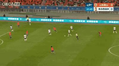 漂亮！防守形同虚设，梅米舍维奇进球，青岛西海岸1-0山东泰山！
中超联赛第9轮，