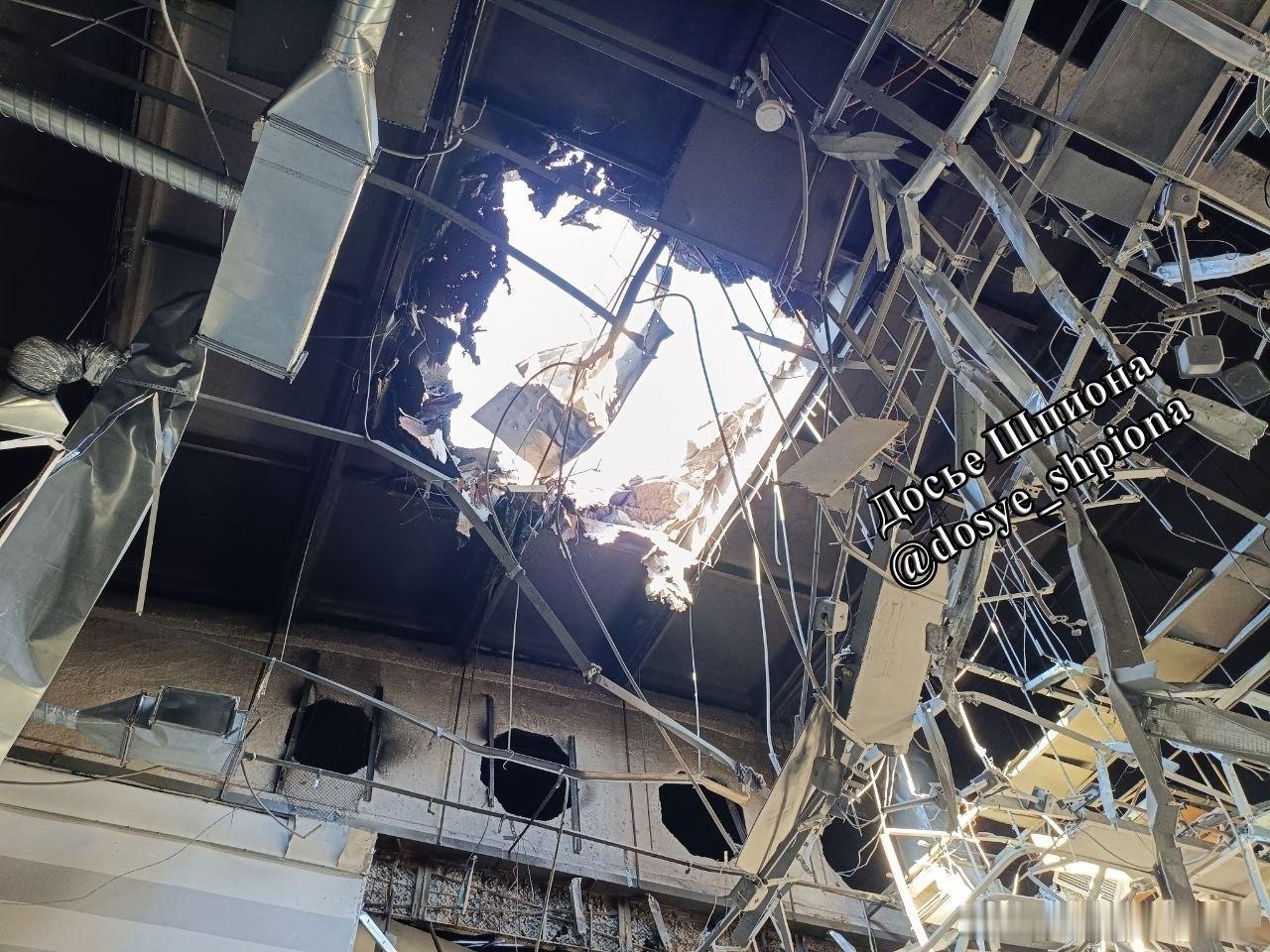 乌克兰轰炸了俄罗斯莫斯科武装部队总参谋部第14主要通信中心卫星通信中心。 