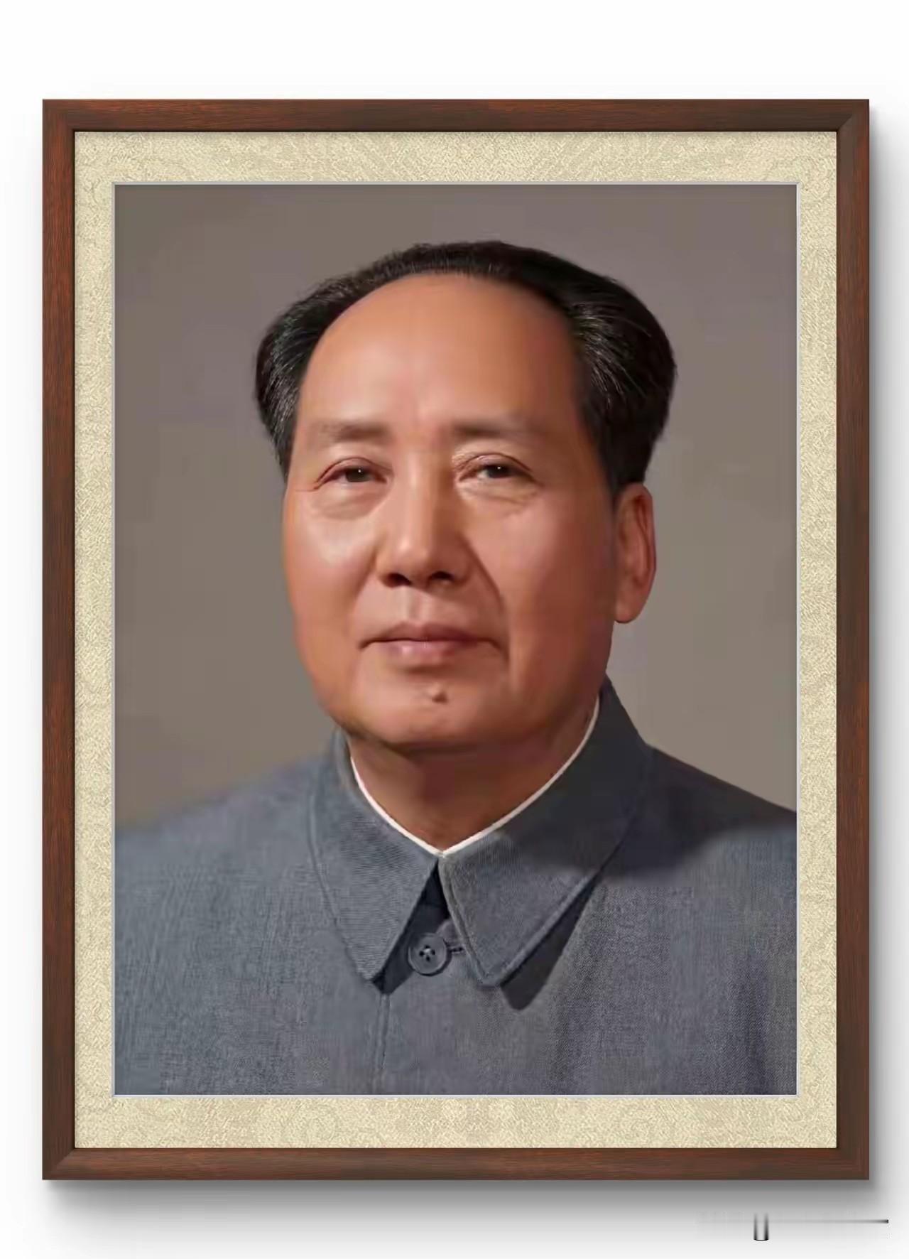 政军哲史蕴胸襟，文墨诗书冠古今。
立论弘思开大道，挥毫翰墨震乾坤。
高瞻万里山河