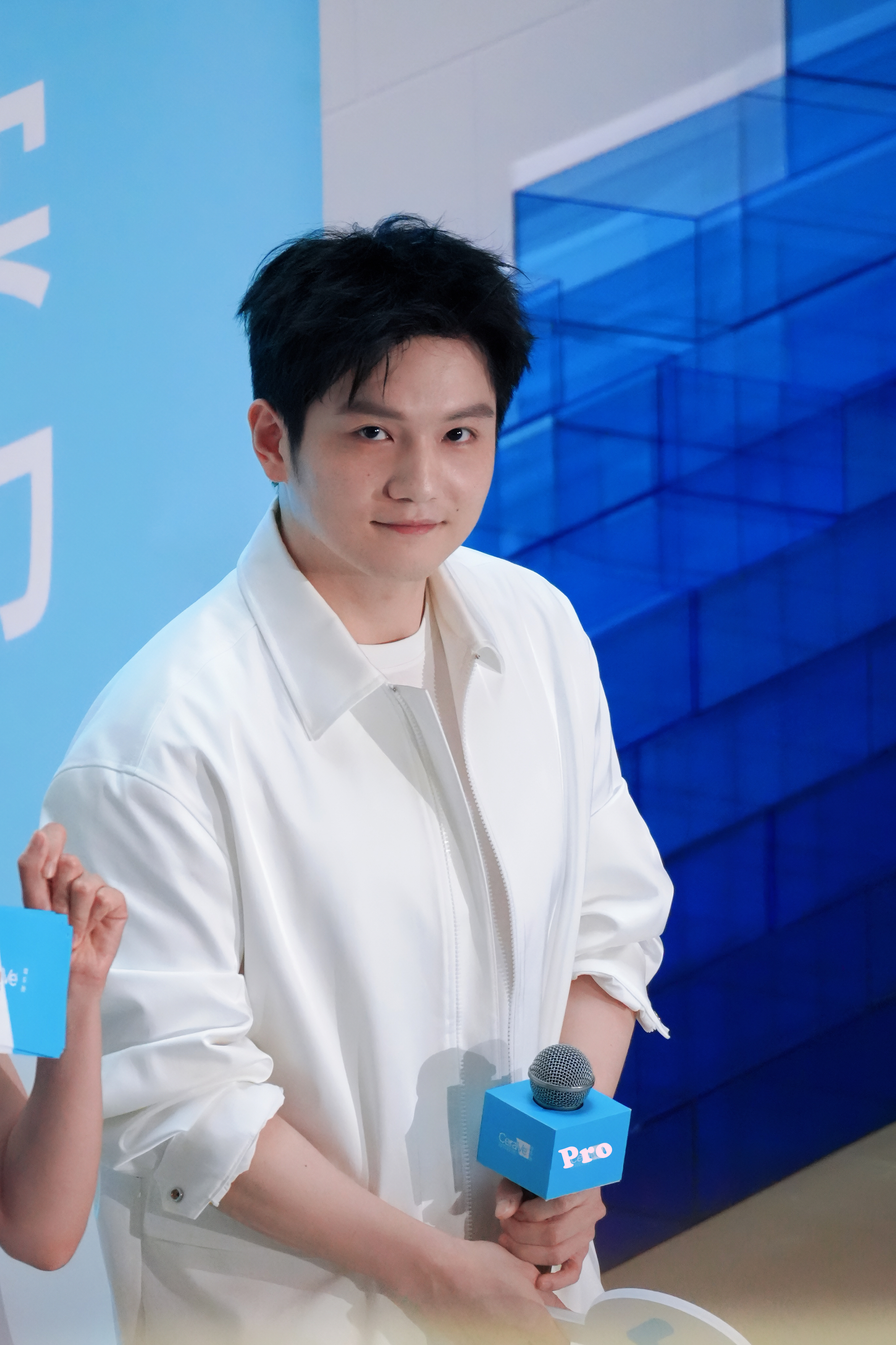 宝宝在看你的樊星们吗？樊振东上海活动樊振东适乐肤品牌代言人
