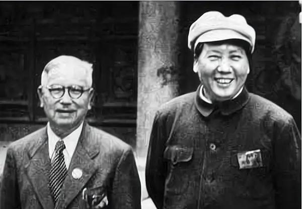 1940年陈嘉庚到延安考察，悄悄问店主：这里有共产党大官的产业吗？1940年，从