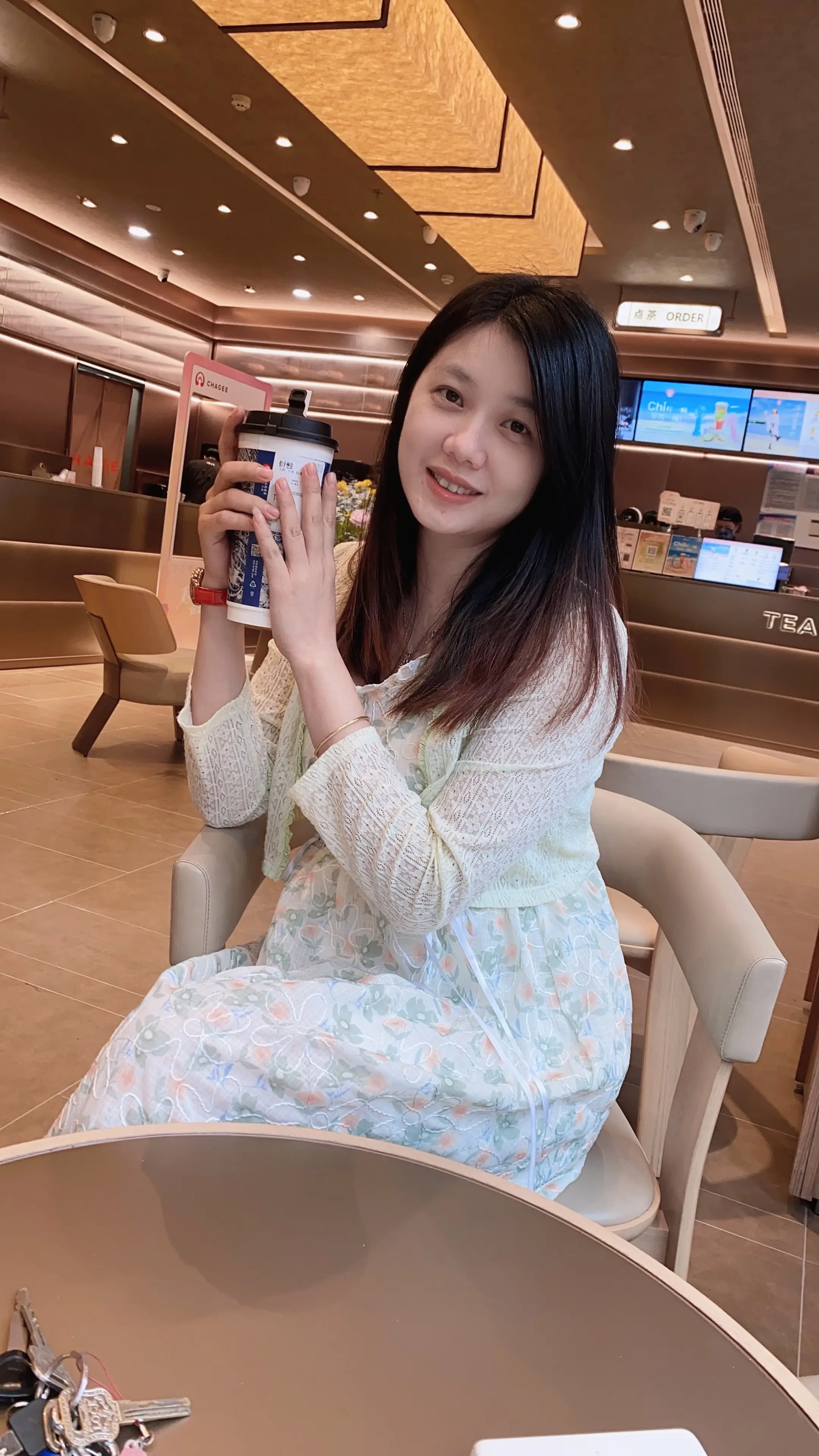 别撩我，我现在是情窦 乱开的年纪，小心迷上你甩不掉😂😂😂