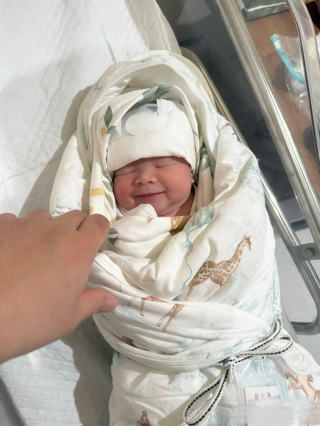 39w生啦，6斤多闺女，可以暂停一下恭喜嘛🤰