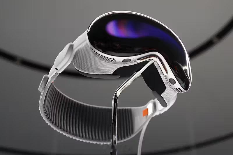 苹果智能眼镜被曝明年推出，「带摄像头」版 Apple Watch 停止计划据彭博