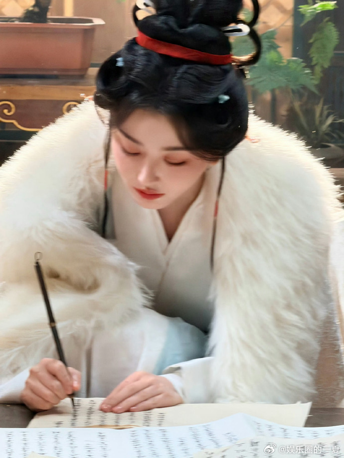 孔雪儿演技谁懂孔雪儿演技的细腻！非科班却能把角色的小情绪演得淋漓尽致，从《墨雨云