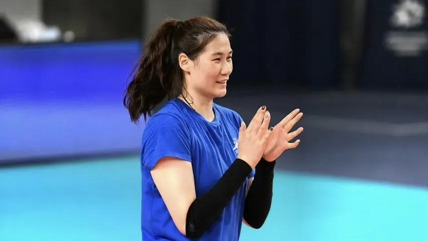 王云蕗首发15分，已逐渐得到俱乐部信任
    
面对实力较弱的鄂木斯克，莫斯科