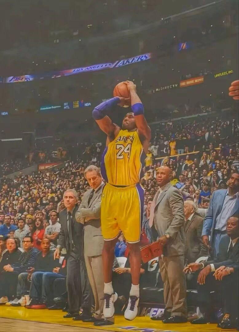 凌晨四点🕓💜💛科比KobeBryant凌晨四点