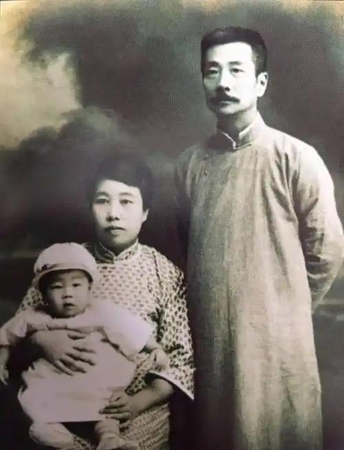许广平弥留之际交代子女：死后绝不入鲁迅之墓！流泪说：整整41年，她一直在我身边，