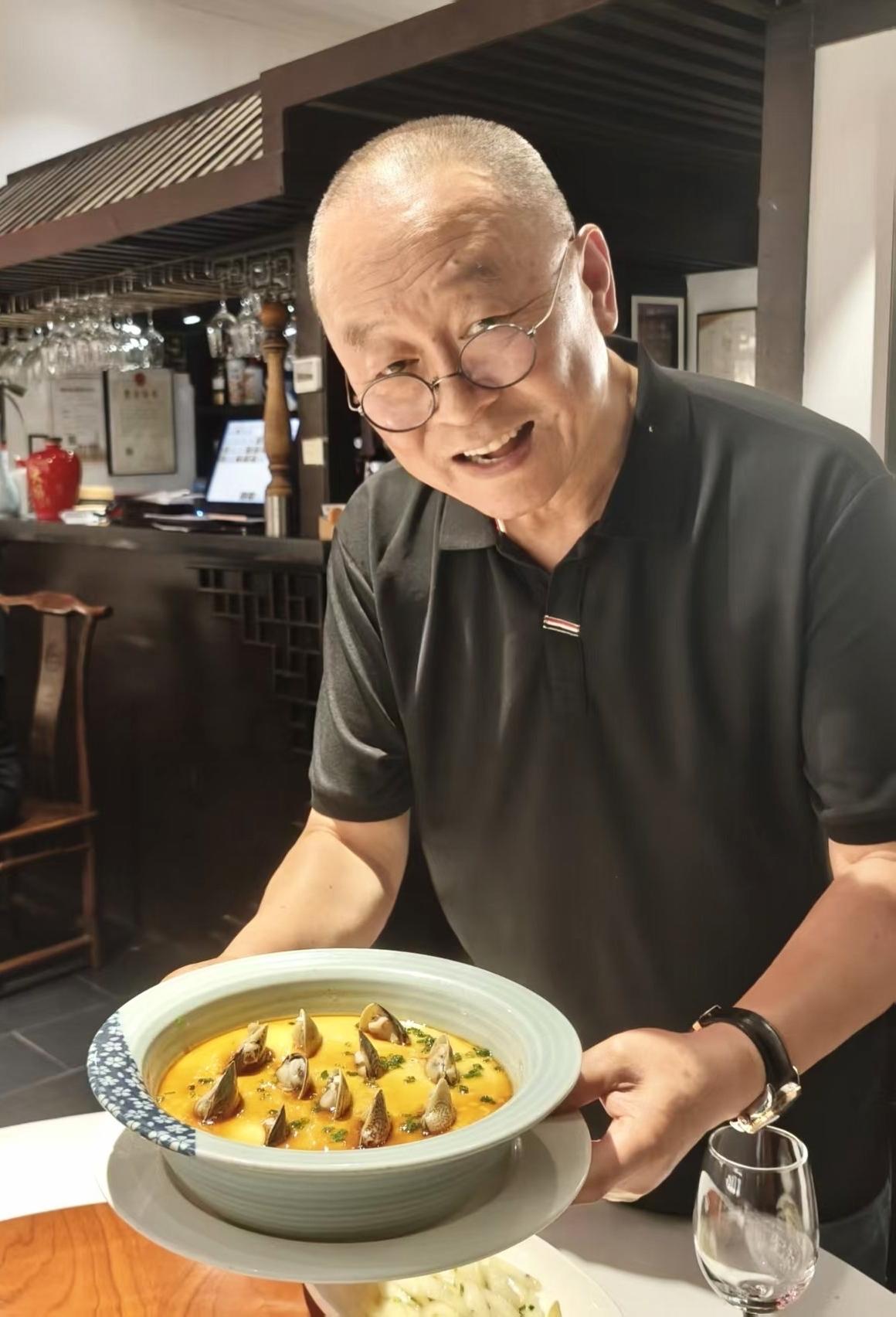 能把普通做到极致，才是真本事

开在六合路上的聪菜馆，连续两年入选上海米其林必比