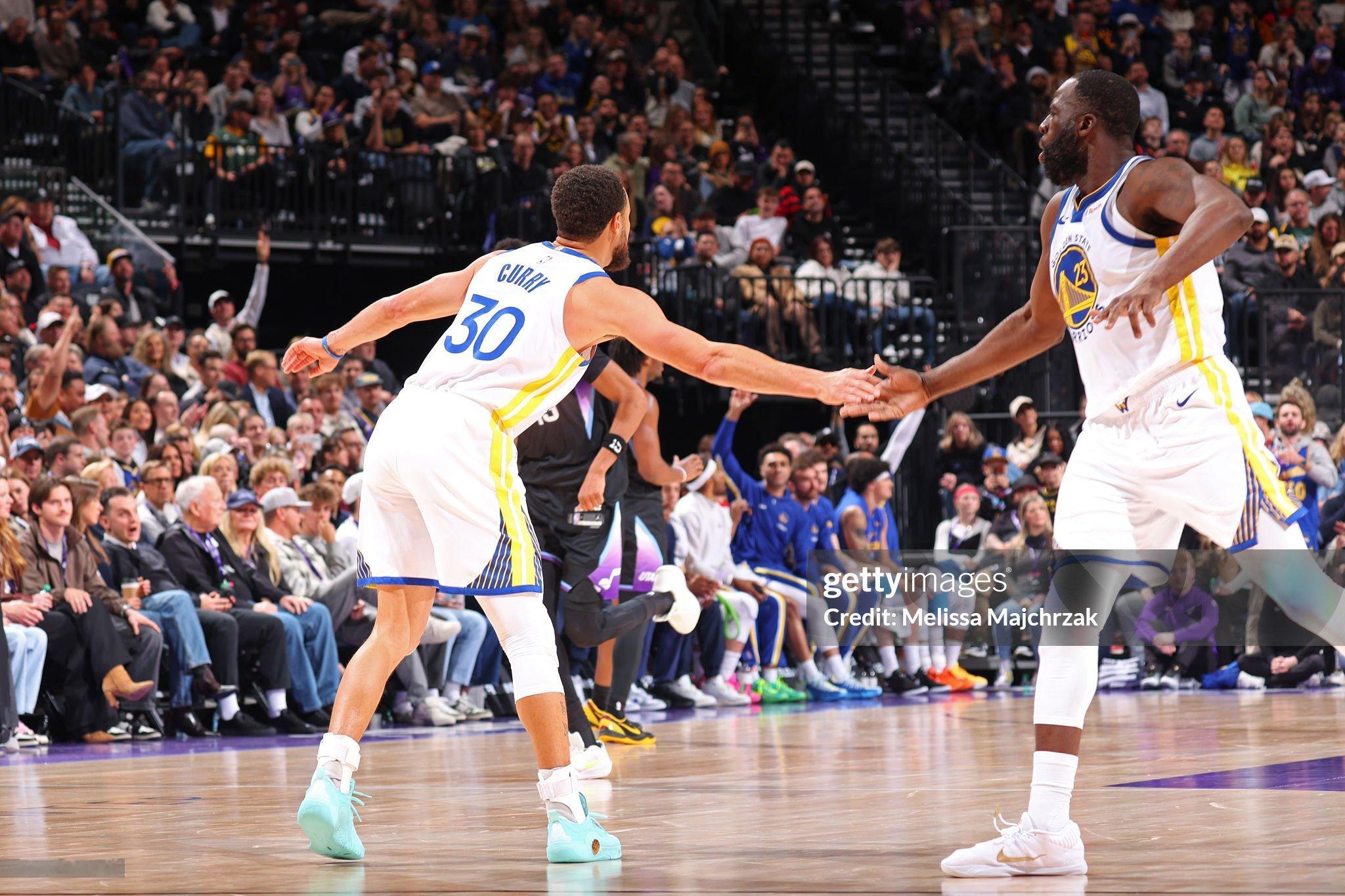 库里在下半场换上了韦德之道12“Liberty”于是之前一直在我的购物车里的这双