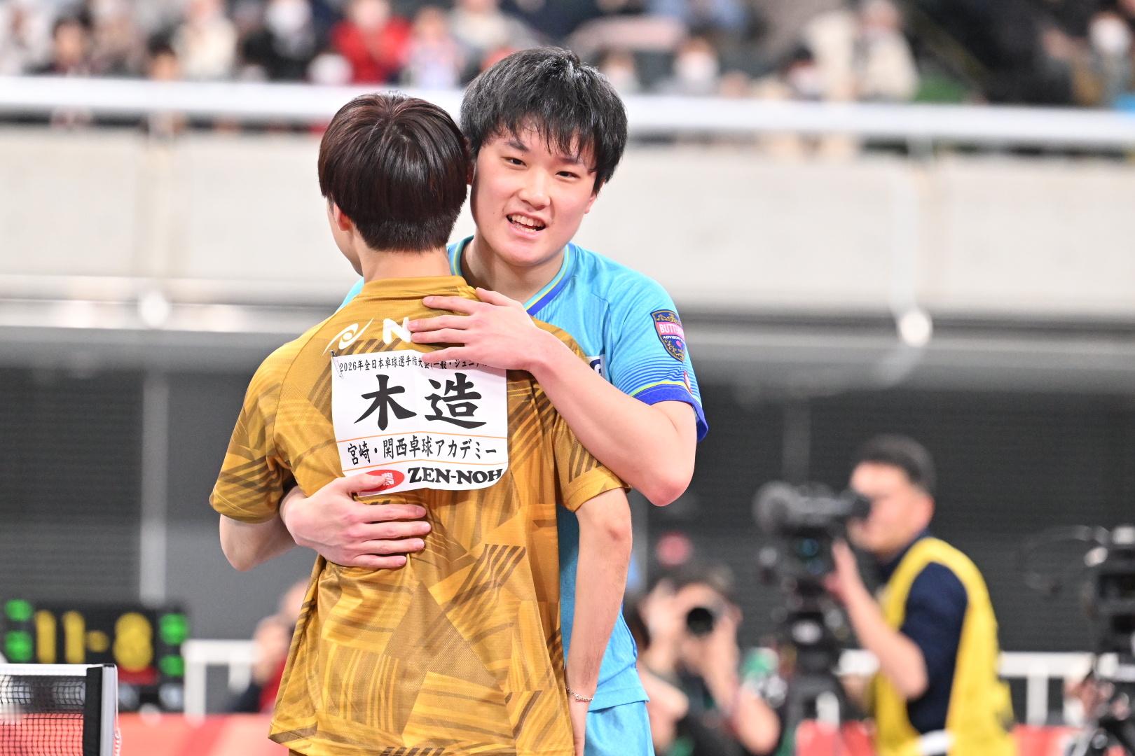 张本智和张本智和2026全日本乒乓球锦标赛 ▼男子单打 四分之一决赛张本智和（丰