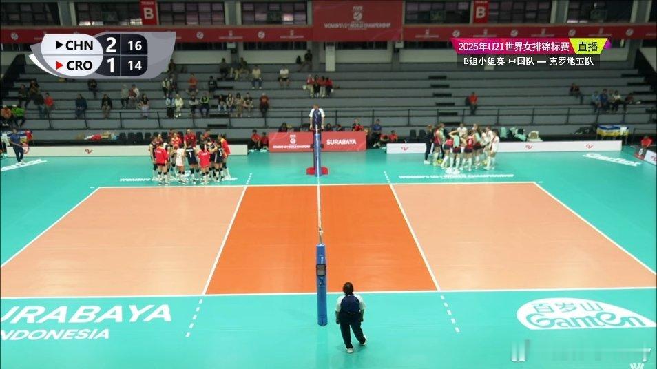 中国女排VS克罗地亚女排 中国女排目前大比分2-1领先（23-25，25-23，
