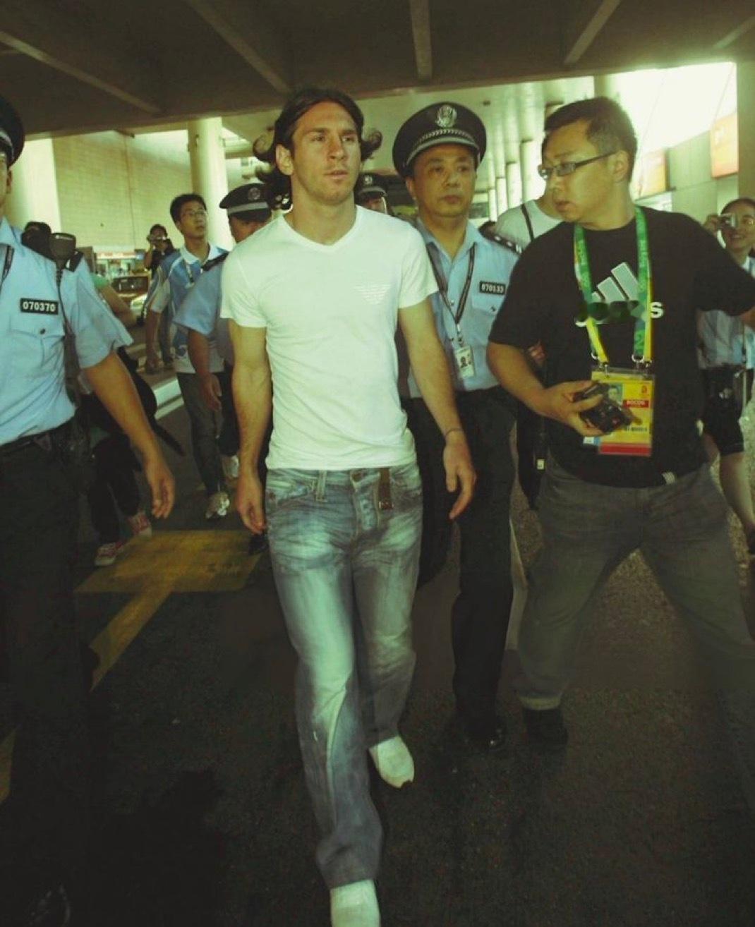 梅西[超话]或许是你没见过的梅西 好水嫩的小羊！[给你小心心] ​​​