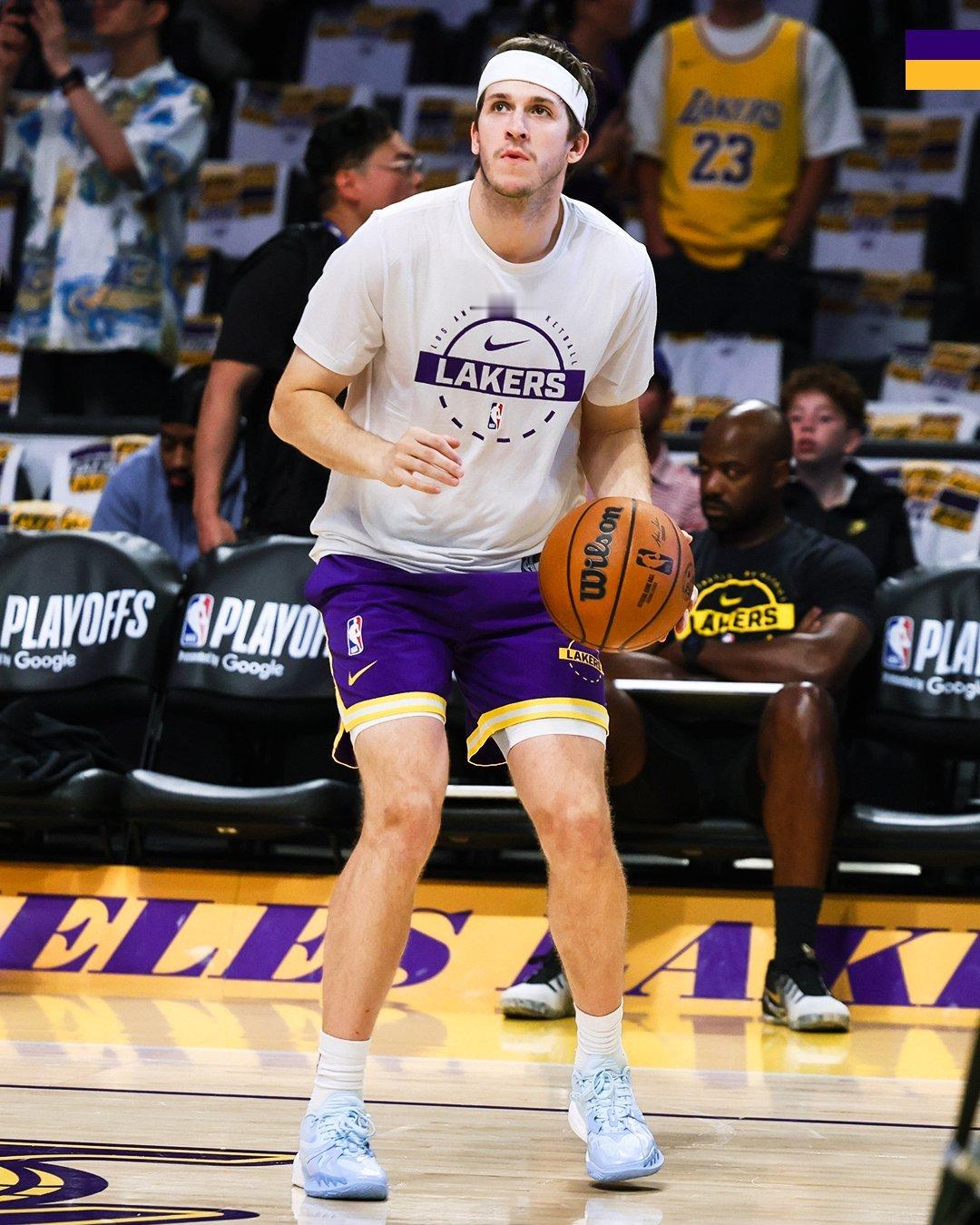 加油拿下一场雷霆vs湖人湖人国度nba季后赛