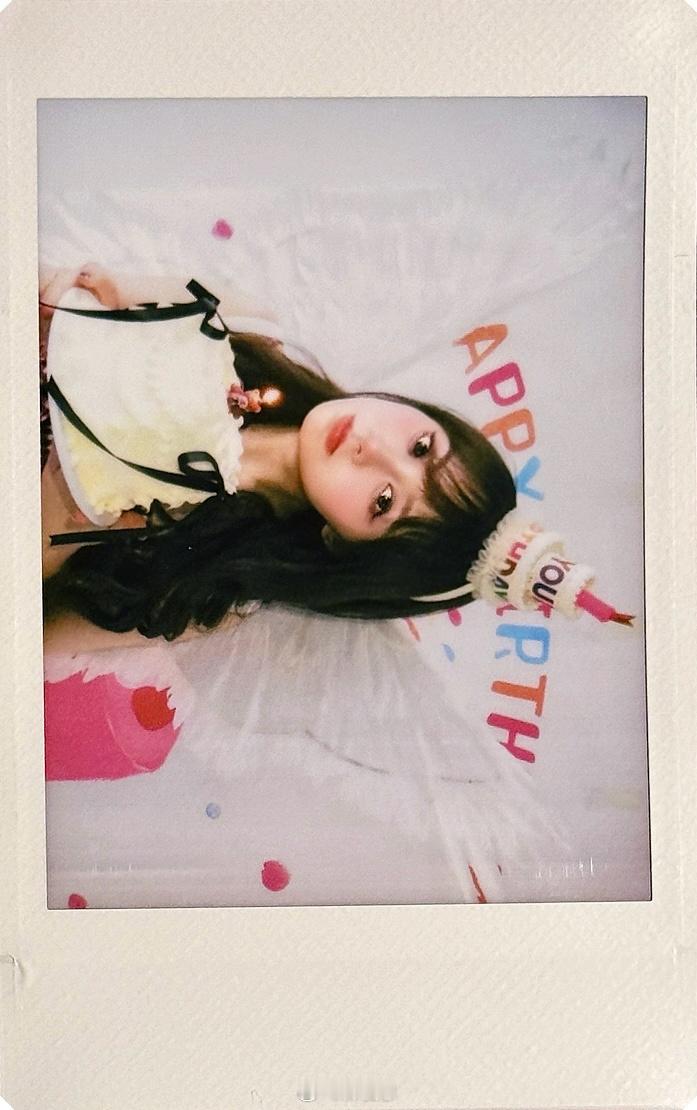 ଘづ🎂どଓ祝我生日快乐。！祝我不劳而获！嘿嘿˙ᗜ˙ ​​​