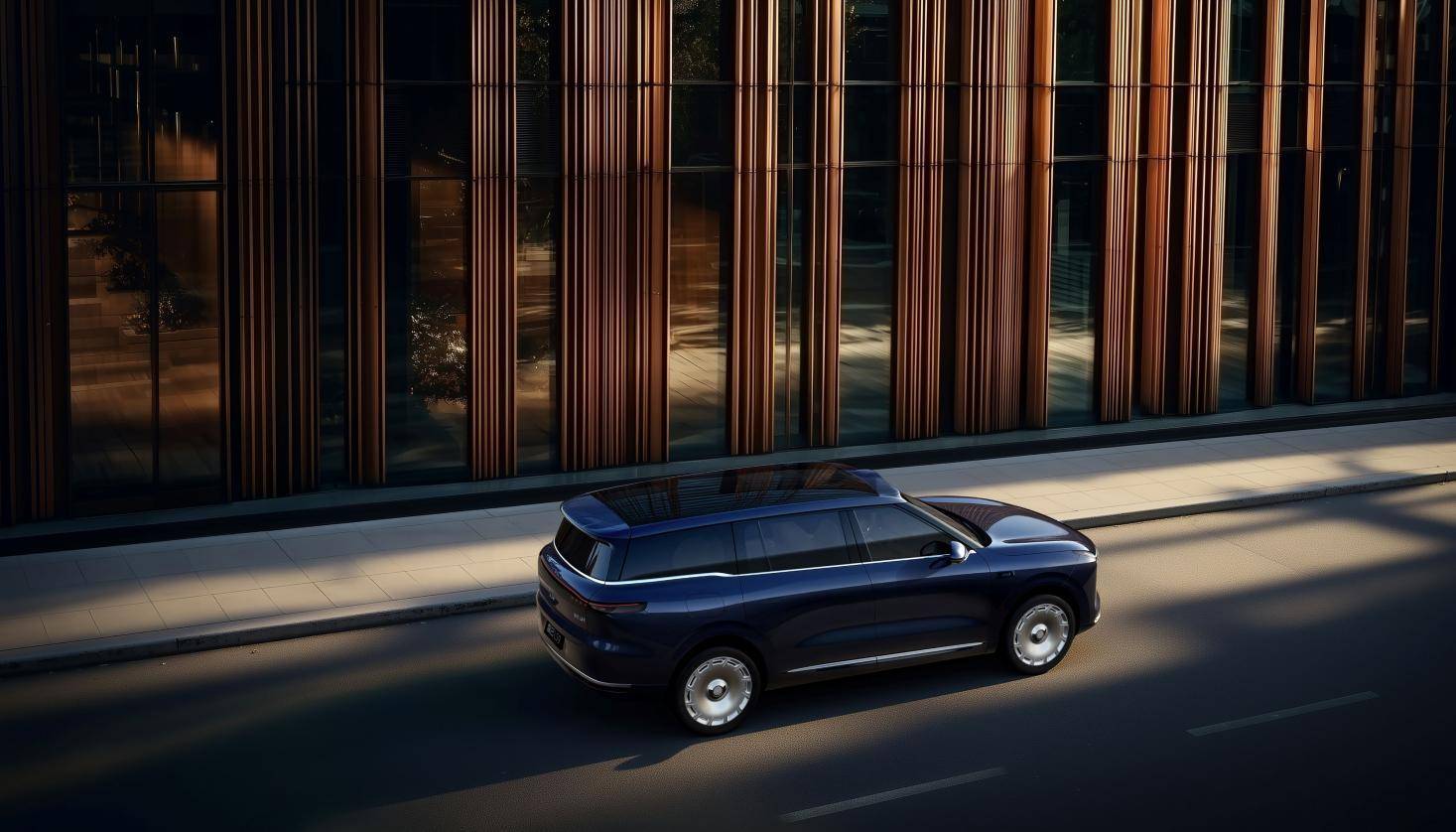 11月12日，智己汽车全新大型SUV——智己LS9正式上市，共推出两款车型，上市