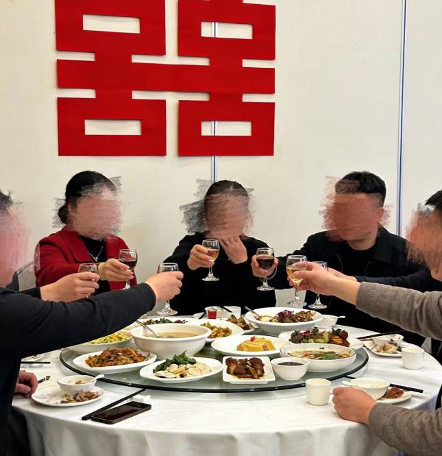 “必须严惩！”宁夏，23岁男子在姐姐订婚宴上，以去小卖部买雪糕为由，将亲戚家2个