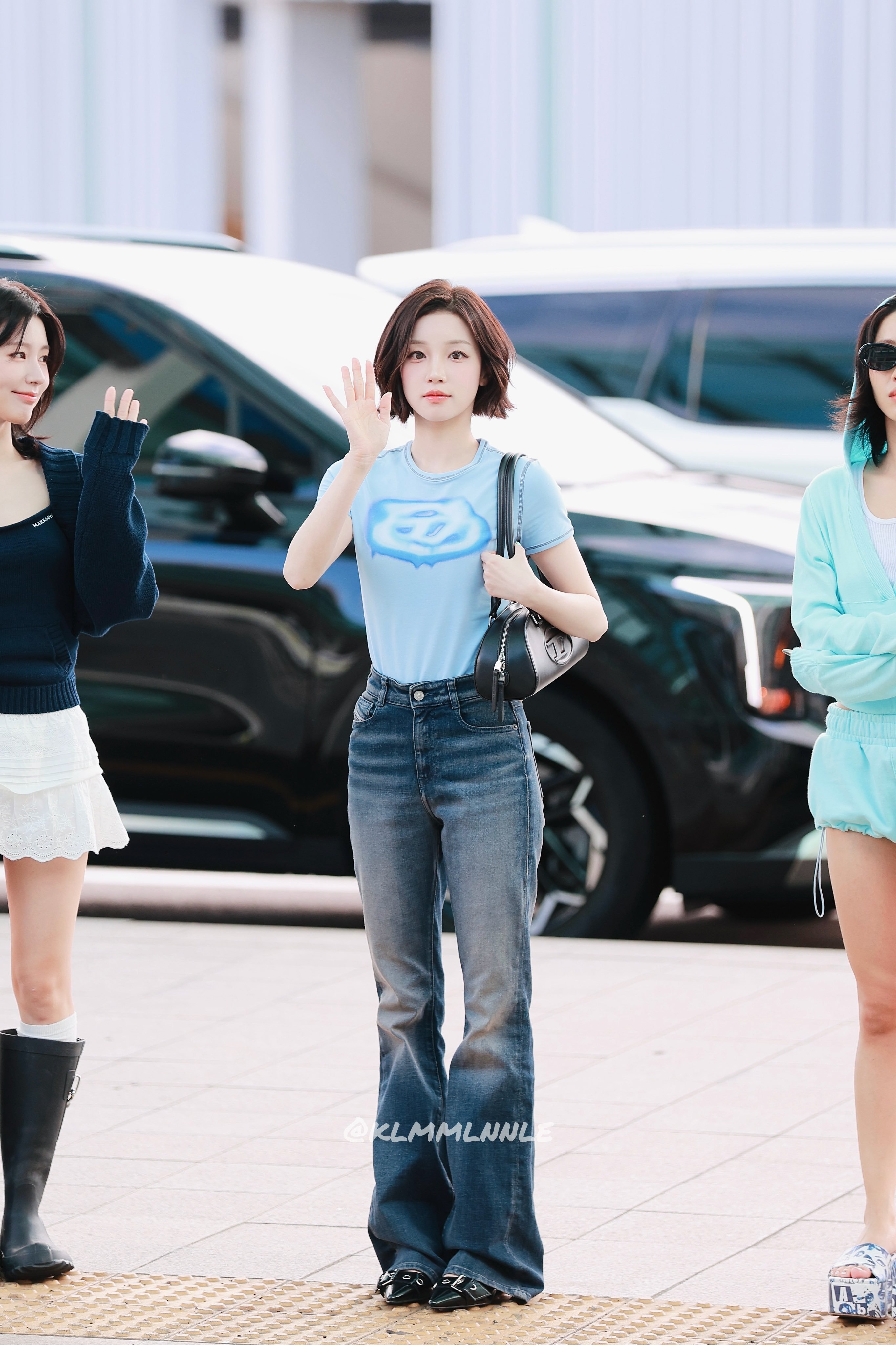宋雨琦260730 ICN出发今天机场的全身照饭拍 很完美的身材比例©️KlMM