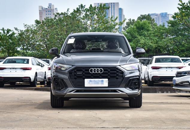 凯迪拉克全新XT5和奥迪Q5L在豪华SUV领域值得关注。凯迪拉克全新XT5的蜂鸟