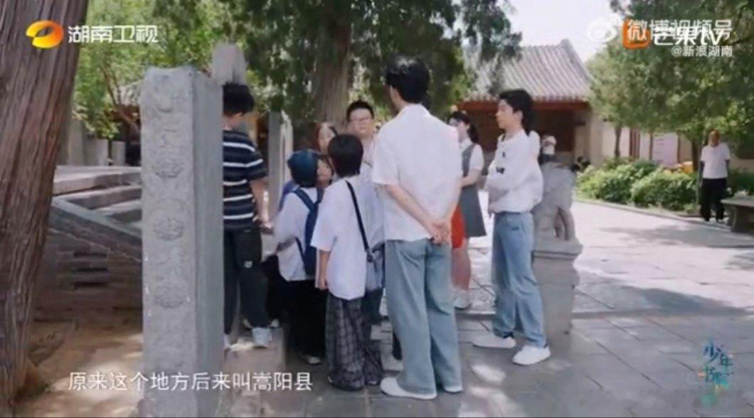河南嵩阳因武则天改名叫登封 登封之名，始于女皇的壮志豪情。从此，嵩山脚下的这片土