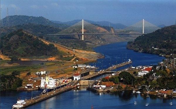 巴拿马官员搜查当地长和子公司办公室

周四（2月26日），巴拿马当地媒体报导，巴