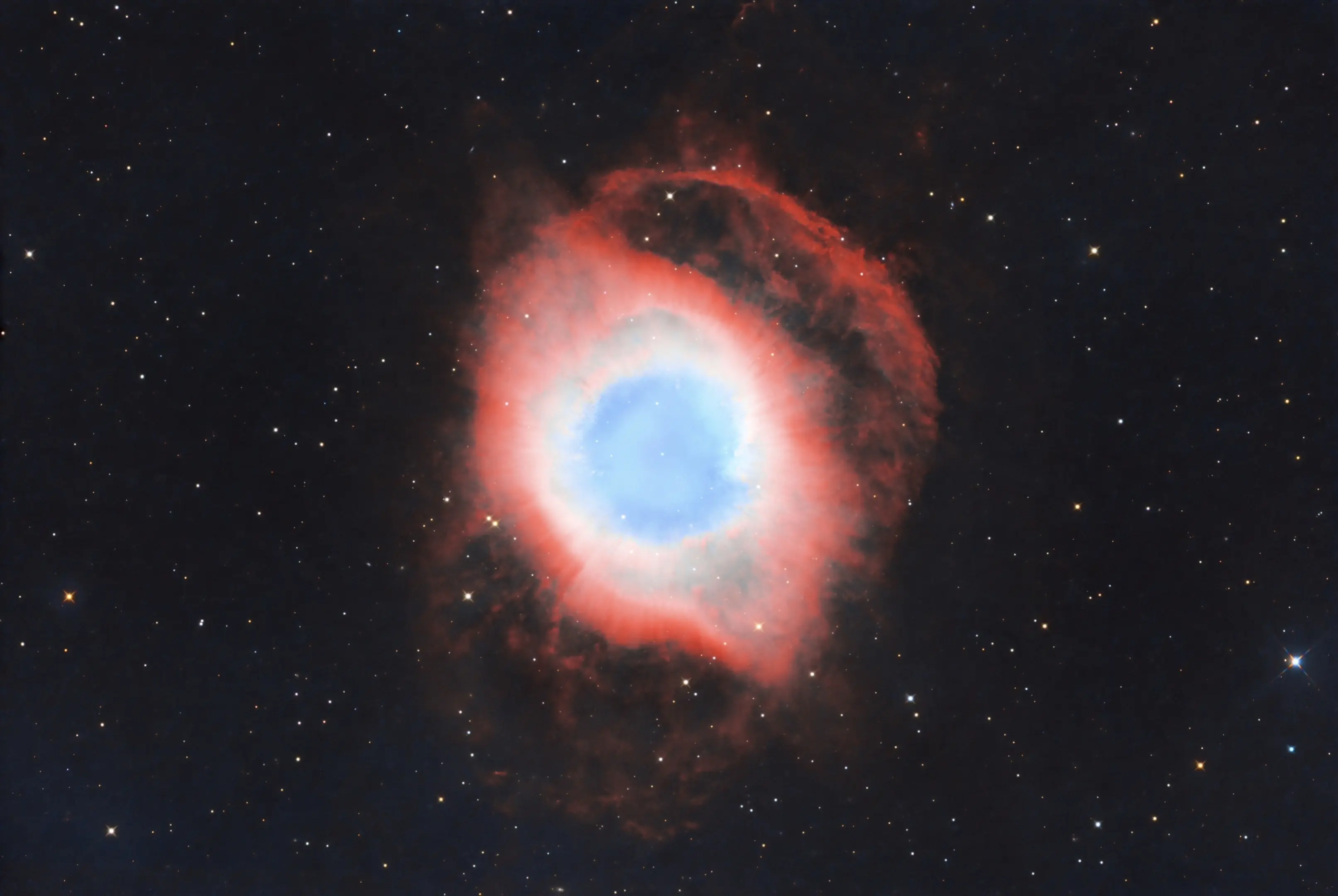 650光年外的“上帝之眼”，被我亲手装进。看这绚烂的星云之瞳，是恒星的...