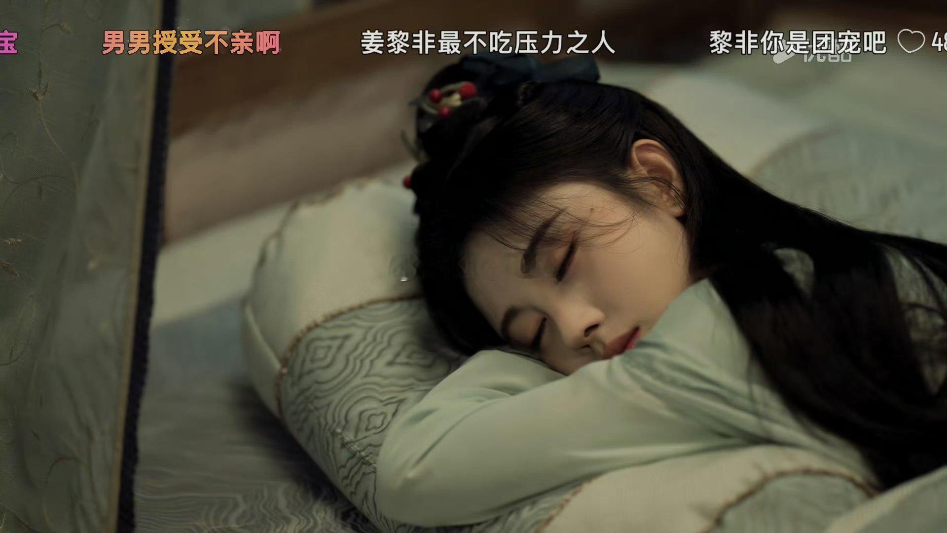 为什么会有人说千香单独给鞠婧祎开磨皮 连毛孔都看得见诶 