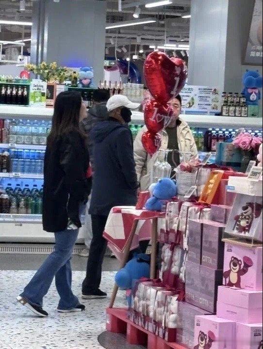 网友拍摄：长沙偶遇马云 