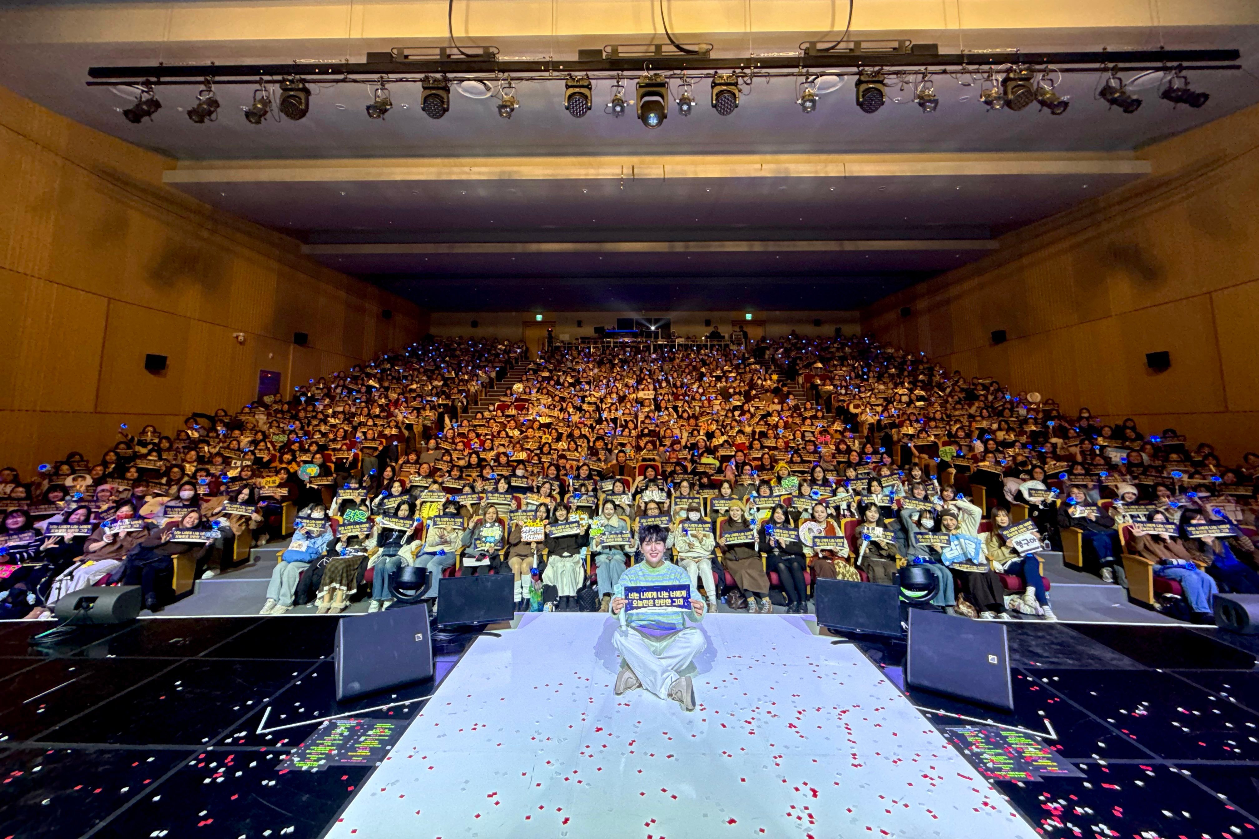 “CB百蓝_。251227 官号更新金厉旭 相关：RYEOWOOK'S AGIT