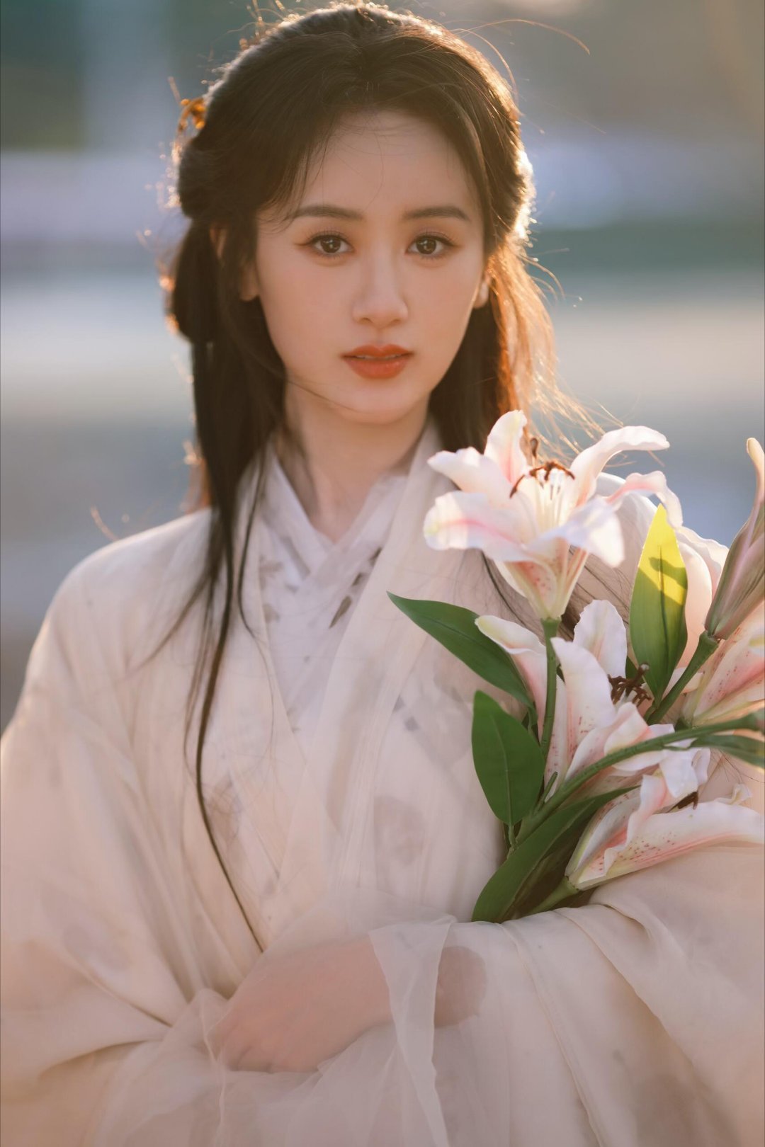 袁冰妍 你还想要一个妈妈嘛，我把我的妈妈分给你。