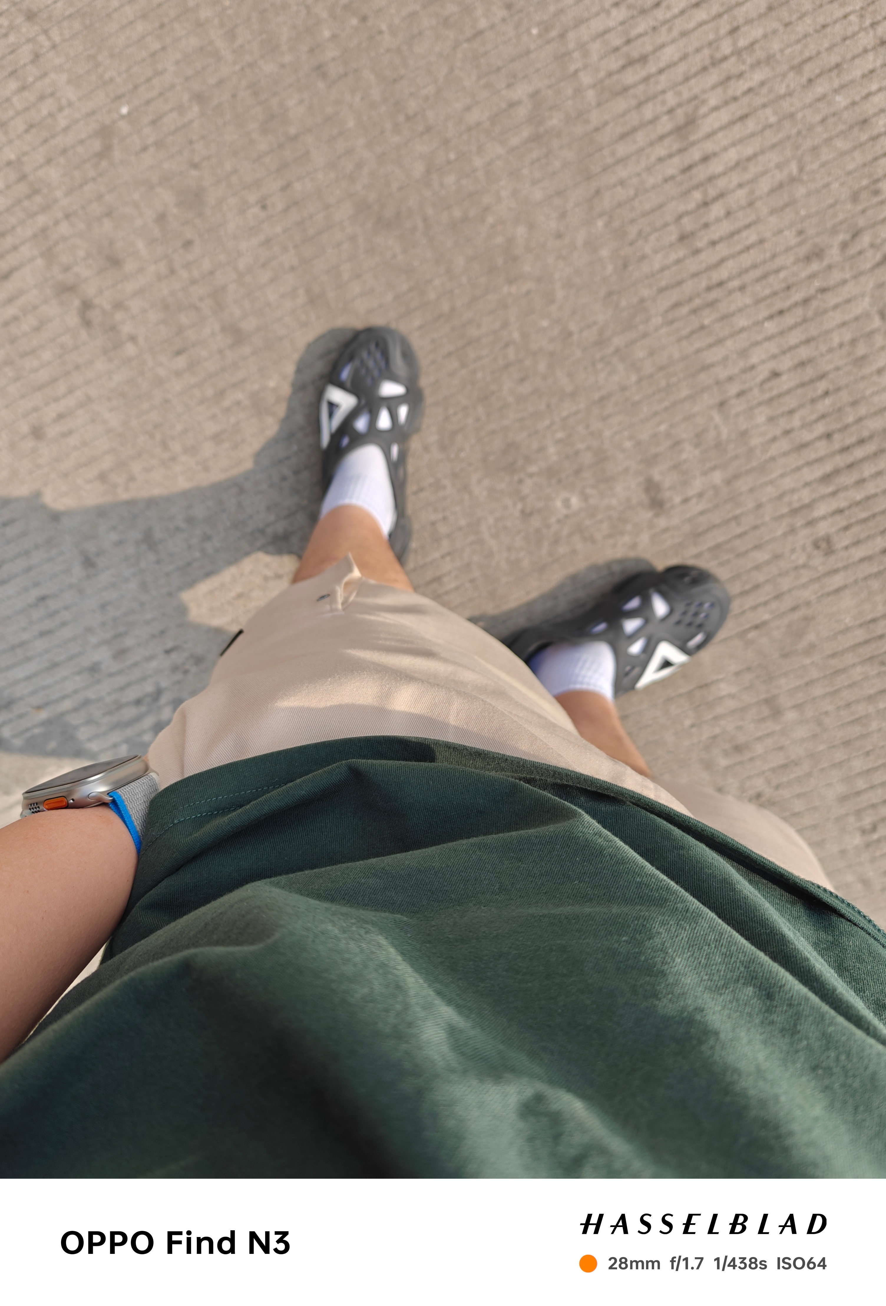 #医生让我别穿洞洞鞋#可是我真的很爱拖鞋和洞洞鞋[允悲]（穿袜子的那种[doge