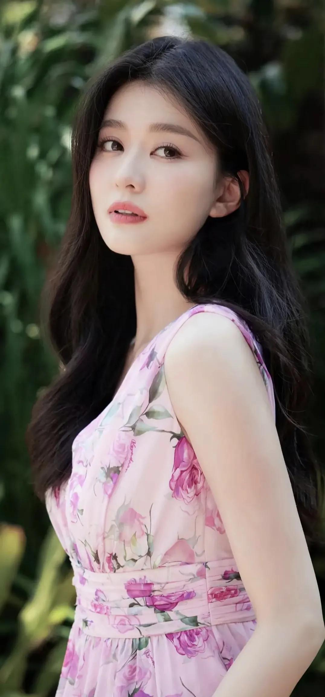 乔欣美图分享乔欣 乔欣婚事 乔欣恋爱瓜 乔欣明星系列 乔欣街拍 乔欣搭配 乔欣怀