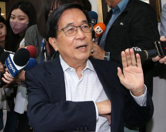 台湾地区“前领导人”陈水扁发表声明，

6月29日，陈水扁点名喊话赖清德：你这第