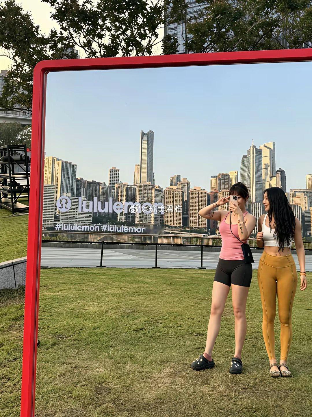 重庆lululemon一年一度瑜伽会一年一度的瑜伽盛会，上海站被骂得很惨，但是重