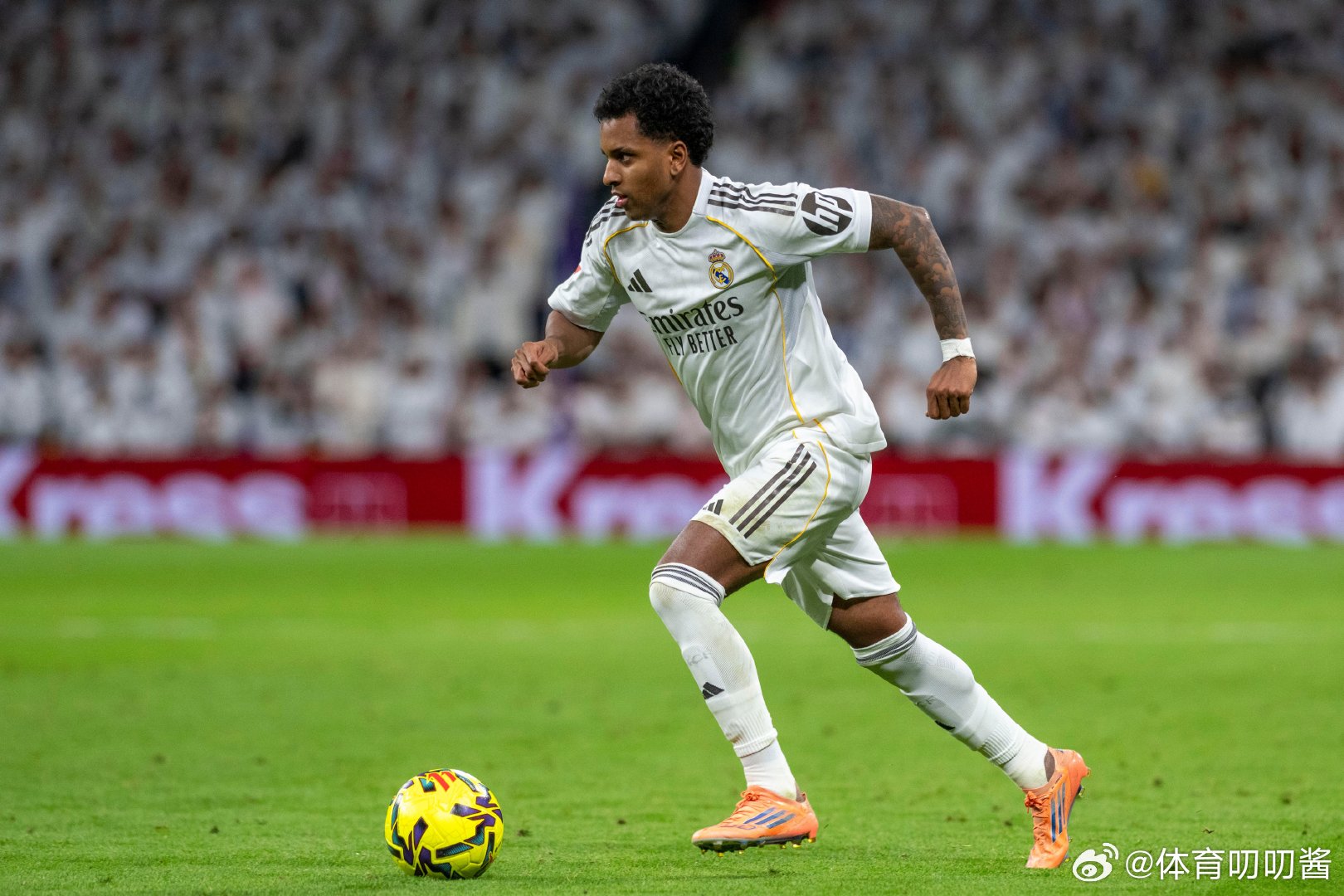 罗德里戈或将无缘世界杯巴西队世界杯噩耗！马卡报消息，罗德里戈右膝前十字韧带受伤，