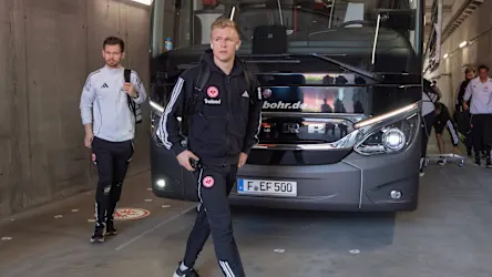 【回家】本轮德甲，法兰克福客场挑战美因茨，伯卡特回家了！自去年夏天转会法兰克福后