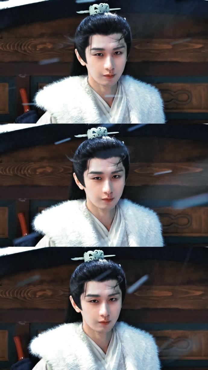 文质彬彬是对谢淮安最大的误解文质彬彬就是对谢淮安最大的误解，仇人说捅就捅，悬崖说