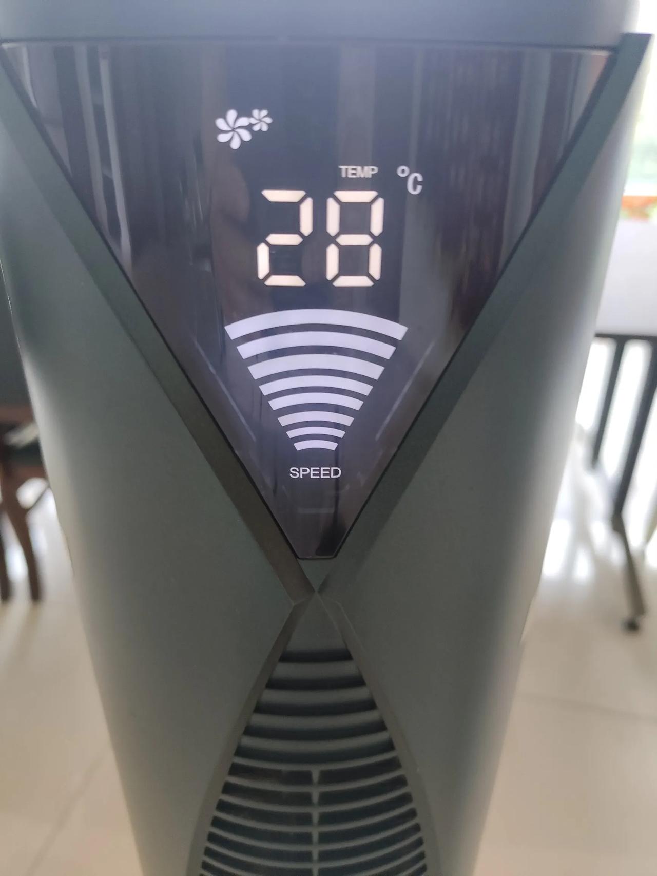 这几天大沈阳的气温超级高，最高35度，对于这无赖的气温，表示无可奈何！看看屋里的