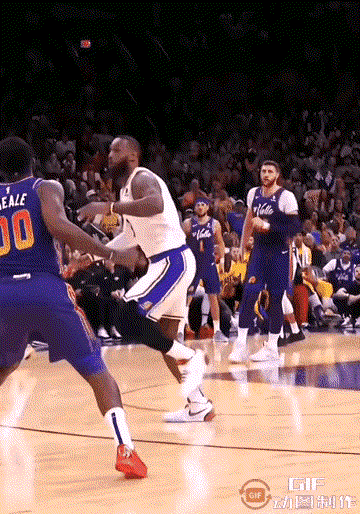 如果哪一天詹姆斯不走步了？我再也不看NBA了[偷笑]
