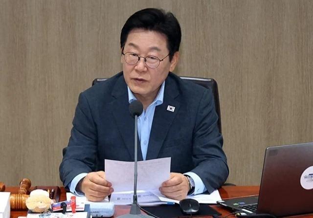 演戏给中国看？先访日，后访美，就是不来华，李在明已经无牌可打   首尔的青瓦台刚