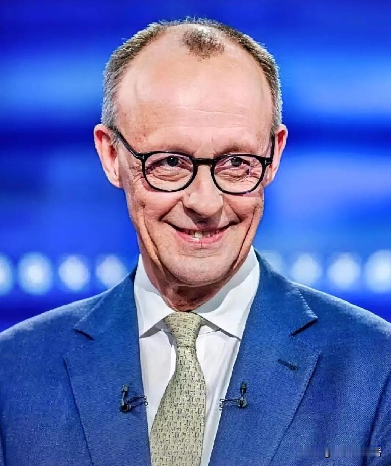 就在刚刚
德国对外正式宣布
 
2025年11月4日，德国经济和能源部长卡特琳娜