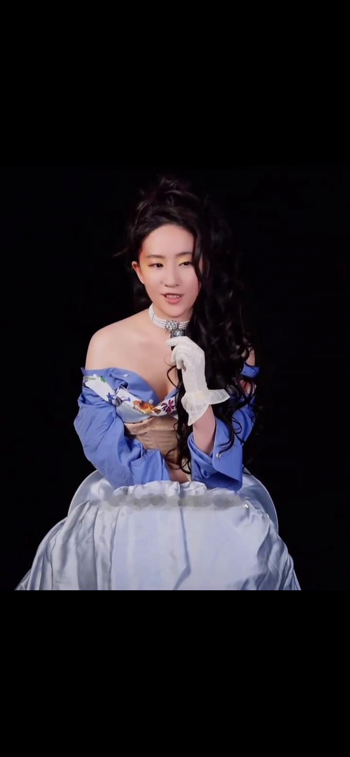 我觉得没有自由可能就(没有责任)。我觉得这个词可能就是对于自己来说全然地认识到自