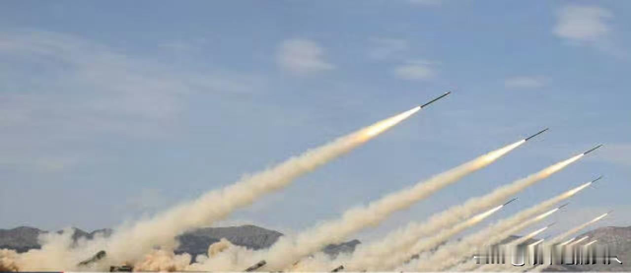 笑死了！
晚上吃饭，有一个减肥的闺蜜，罕见的大鱼大肉，大酒的吃喝。问她为什么，怎