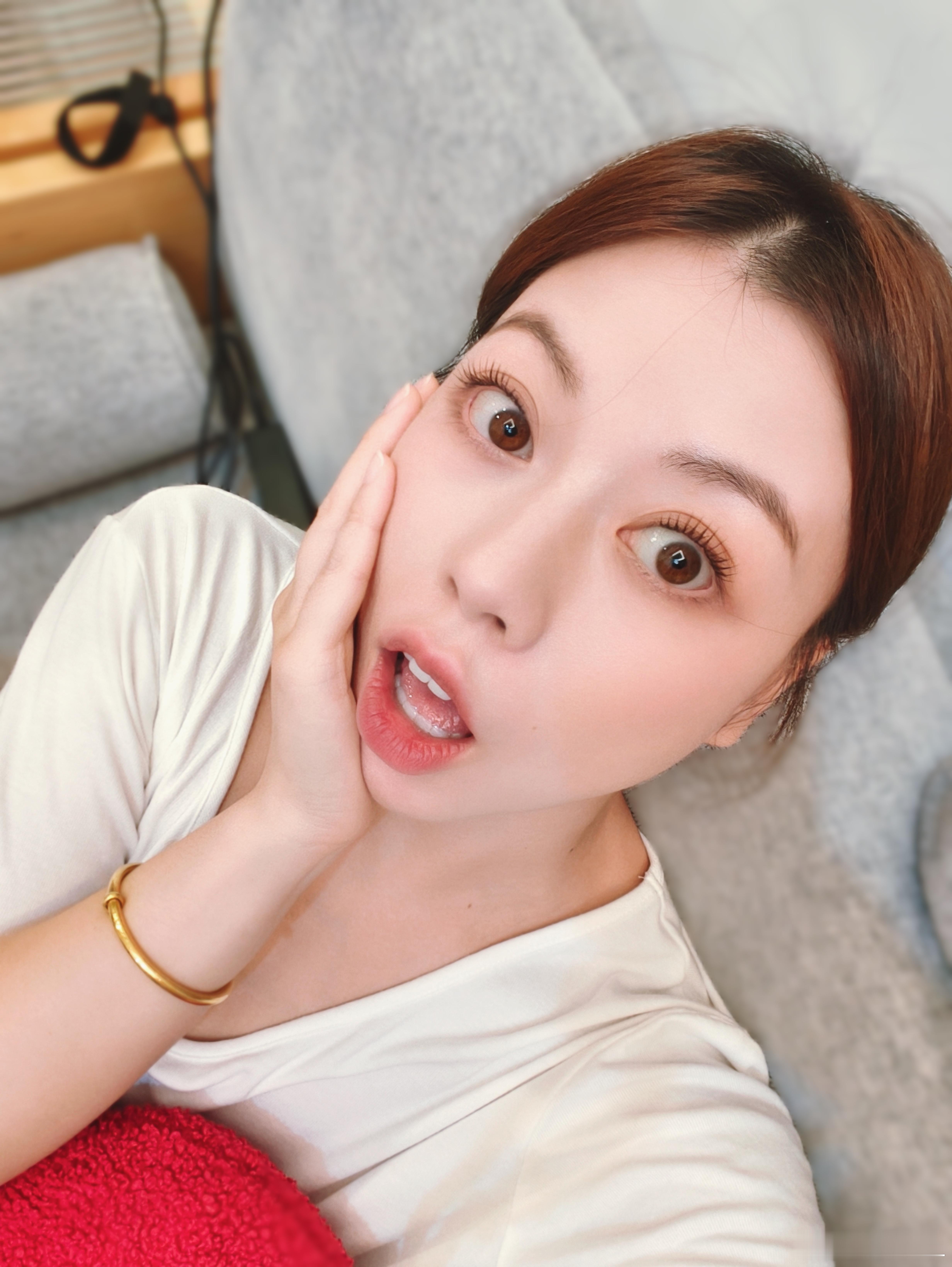 早呀！今天是被快递叫醒的这个大东西要怎么拆？[傻眼] ​​​